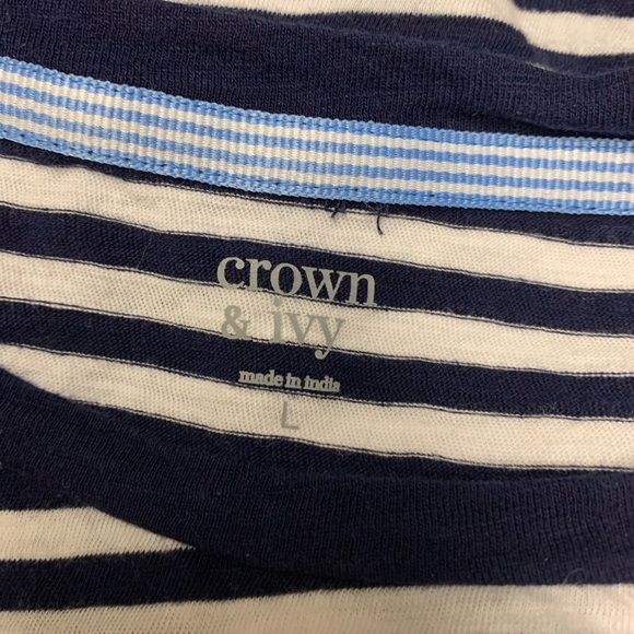 Crown & Ivy Tee Shirt Size L - Picture 5 of 6